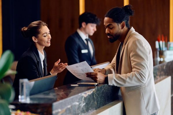 Concierge (3)